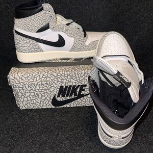 Jordan 1 Retro High OG White Cement